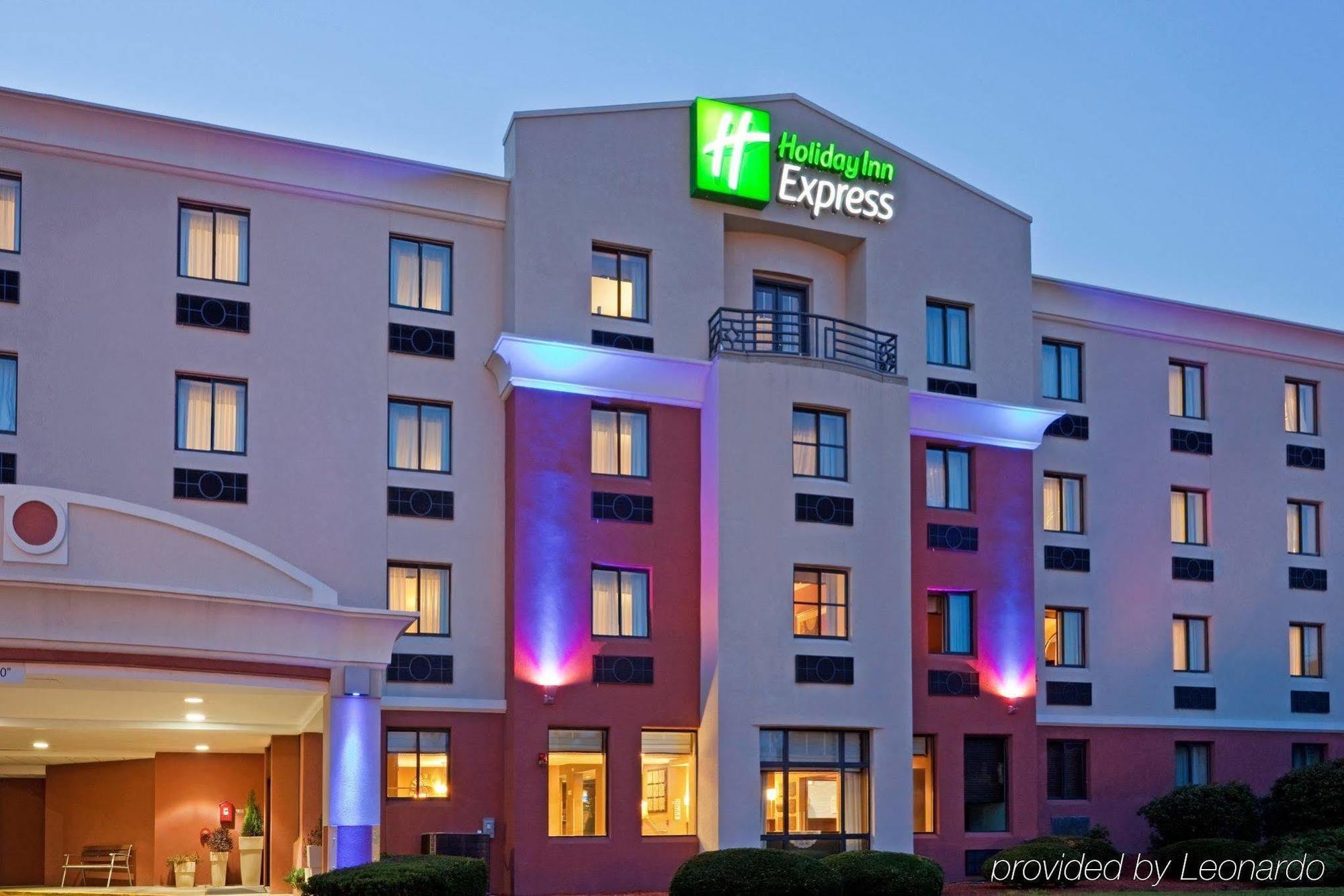 Holiday Inn Express Boston - Saugus, An Ihg Hotel Exteriör bild